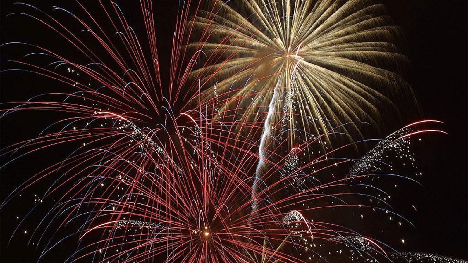 Read more about the article St. Paris Community Fireworks 2019…
